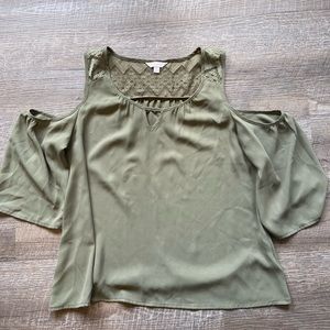 Candie’s brand cold shoulder shirt